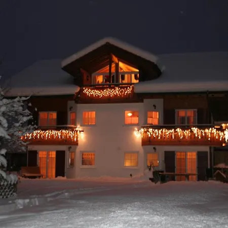 Ferienwohnungen Alpentraum - Gambeck'S Hues Oberstdorf Exterior photo